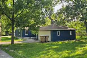 11102 82nd St, Pleasant Prairie, WI 53158 - Photo 1