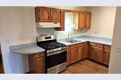 9500 N Green Bay Rd #301, Brown Deer, WI 53209 - Photo 7