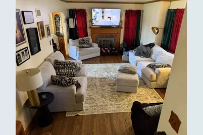 4221 N 19th Pl, Milwaukee, WI 53209 - Photo 3