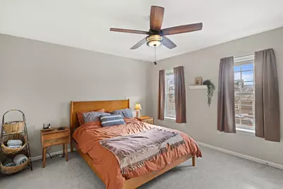 304  Woodlands Ct, Hartland, WI 53029 - Photo 41