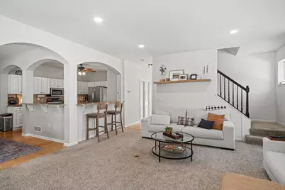 304  Woodlands Ct, Hartland, WI 53029 - Photo 17