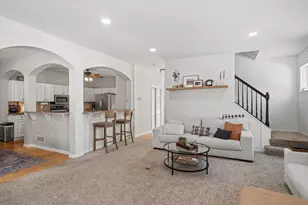 304 Woodlands Ct, Hartland, WI 53029 - Photo 17