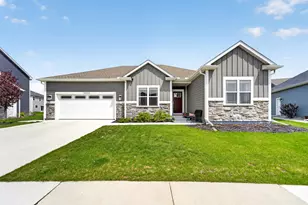 N67W25380 Aspen Ln, Sussex, WI 53089 - Photo 1