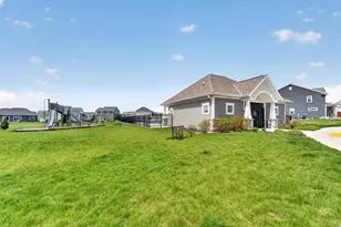 N67W25380 Aspen Ln, Sussex, WI 53089 - Photo 31
