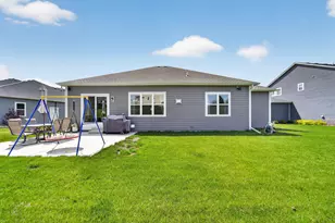 N67W25380 Aspen Ln, Sussex, WI 53089 - Photo 29