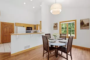 291 Cardinal Ln, Hartland, WI 53029 - Photo 7