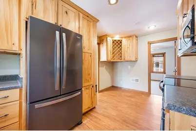 826 N Main St, Hartford, WI 53027 - Photo 5