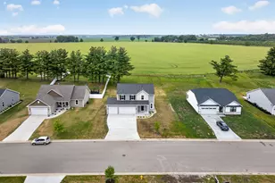 535 Arbor Ridge Dr, Delavan, WI 53115 - Photo 25