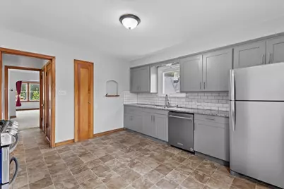 2945 N 69th St #2947, Milwaukee, WI 53210 - Photo 9
