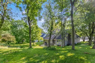612 Sweetbriar Ln, Watertown, WI 53098 - Photo 21