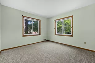 1335 Hickory Dr, Waukesha, WI 53186 - Photo 21