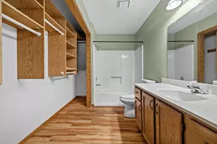 1335 Hickory Dr, Waukesha, WI 53186 - Photo 17