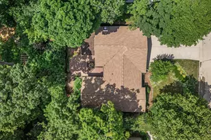 3235 S 149th St, New Berlin, WI 53151 - Photo 21