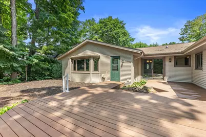3235 S 149th St, New Berlin, WI 53151 - Photo 19