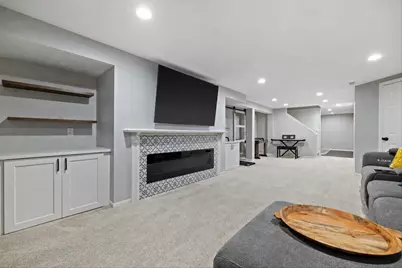 1  Shorewood Ct, Racine, WI 53402 - Photo 33