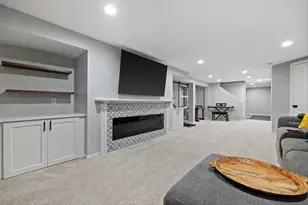 1 Shorewood Ct, Racine, WI 53402 - Photo 33