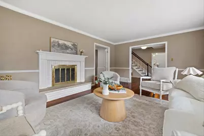 1  Shorewood Ct, Racine, WI 53402 - Photo 7