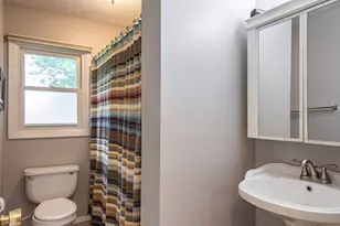 1606 Cliffview Dr, Holmen, WI 54636 - Photo 7