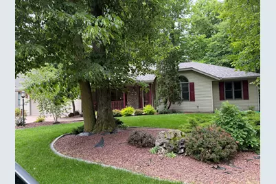 1912  Mapletree Rd, Howards Grove, WI 53083 - Photo 3