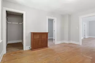 2838 N Weil St, Milwaukee, WI 53212 - Photo 9