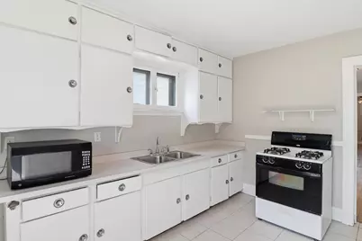 2838 N Weil St, Milwaukee, WI 53212 - Photo 23