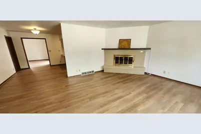 1707  Miller Rd, Lake Geneva, WI 53147 - Photo 3