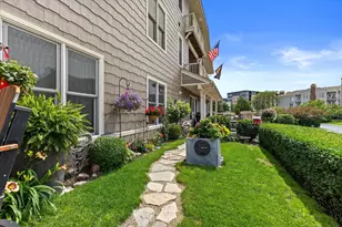 4 Gas Light Dr, Racine, WI 53403 - Photo 5