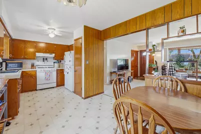 1817  Wilson Ave, Sheboygan, WI 53081 - Photo 5