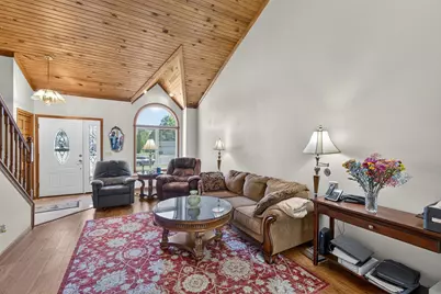 1701  Carrie Ln, West Bend, WI 53095 - Photo 3