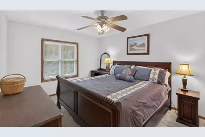 1701  Carrie Ln, West Bend, WI 53095 - Photo 15