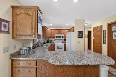1701  Carrie Ln, West Bend, WI 53095 - Photo 5