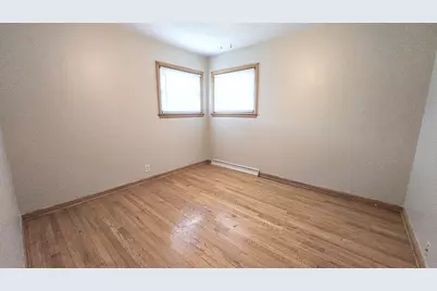 4321 N 75th St, Milwaukee, WI 53216 - Photo 13