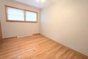 4321 N 75th St, Milwaukee, WI 53216 - Photo 11