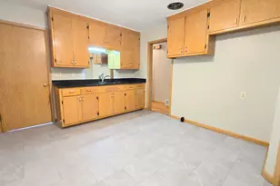 4321 N 75th St, Milwaukee, WI 53216 - Photo 9