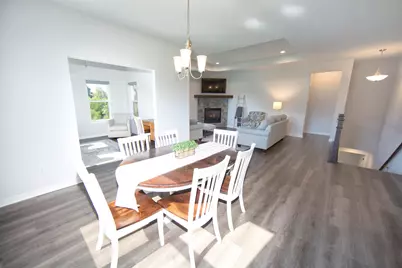 7871 W Park Cir Way, Franklin, WI 53132 - Photo 7
