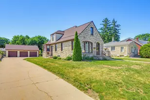 4359 N 82nd St, Milwaukee, WI 53222 - Photo 3
