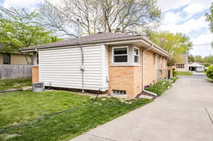 4123 N 95th St, Wauwatosa, WI 53222 - Photo 45