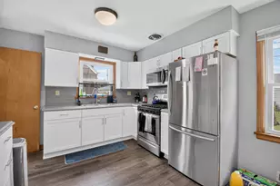 2304 James Blvd, Racine, WI 53403 - Photo 17