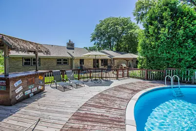N80W16102  Rainbow Dr, Menomonee Falls, WI 53051 - Photo 3