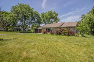 N80W16102 Rainbow Dr, Menomonee Falls, WI 53051 - Photo 65