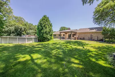 N80W16102  Rainbow Dr, Menomonee Falls, WI 53051 - Photo 27