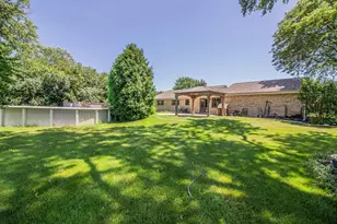 N80W16102 Rainbow Dr, Menomonee Falls, WI 53051 - Photo 27