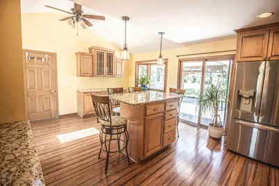 N80W16102  Rainbow Dr, Menomonee Falls, WI 53051 - Photo 5
