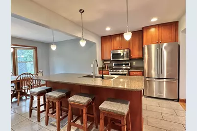 2625  El Rancho Dr, Brookfield, WI 53005 - Photo 9