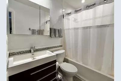 2625  El Rancho Dr, Brookfield, WI 53005 - Photo 23
