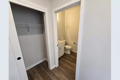 1487  Patton Dr, Hartford, WI 53027 - Photo 5