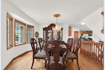 9505 N Michael Ct, Milwaukee, WI 53224 - Photo 9