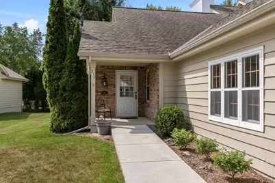 317 E Antoine Dr, Port Washington, WI 53074 - Photo 17
