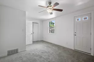 2200 S Winchester St, Milwaukee, WI 53207 - Photo 33
