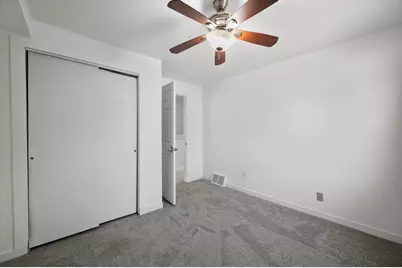 2200 S Winchester St #2202, Milwaukee, WI 53207 - Photo 37